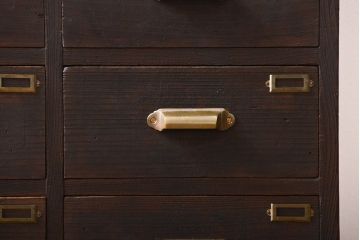 アンティーク家具　アンティーク　ネームプレート付き　14杯引き出し