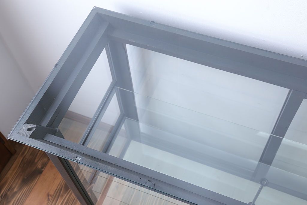 アンティーク家具　アンティークペイント　5面ガラスケース