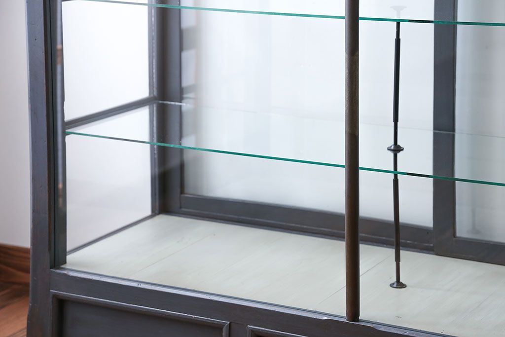 アンティーク家具　アンティークペイント　5面ガラスケース