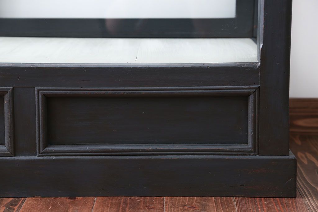 アンティーク家具　アンティークペイント　5面ガラスケース