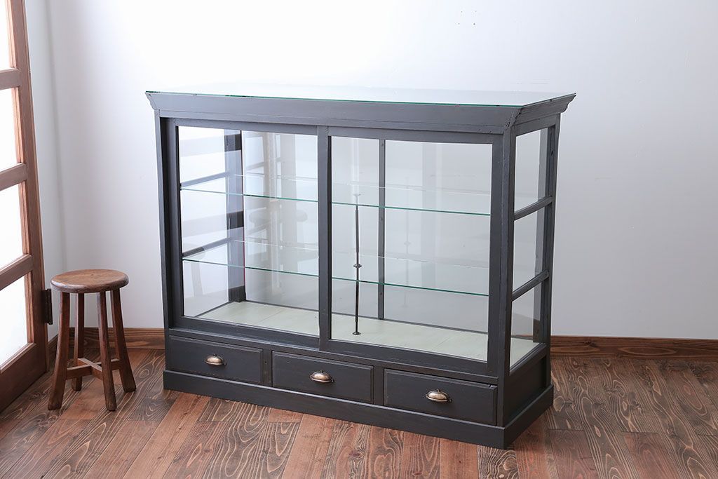 アンティーク家具　アンティークペイント　5面ガラスケース