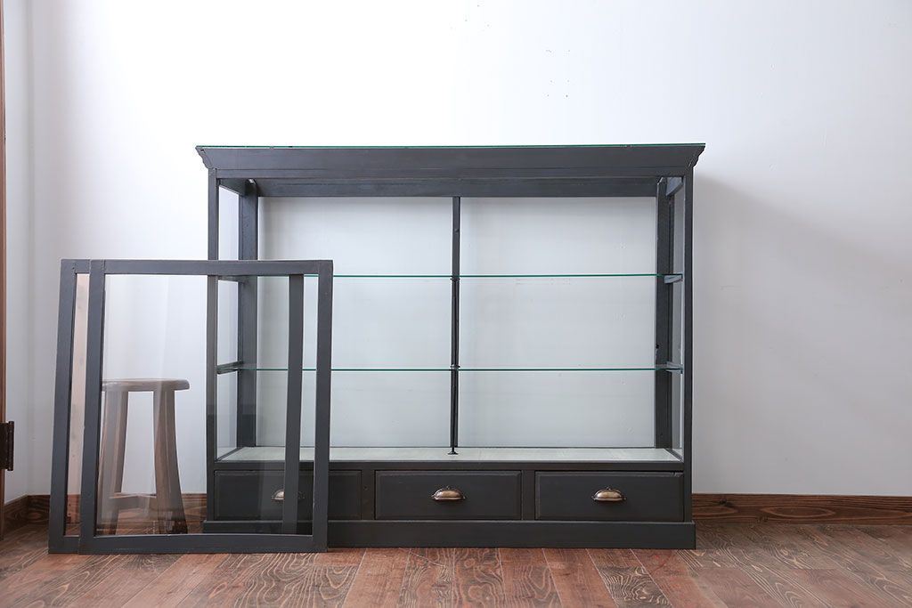 アンティーク家具　アンティークペイント　5面ガラスケース