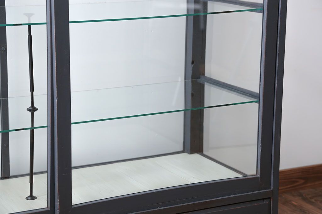 アンティーク家具　アンティークペイント　5面ガラスケース