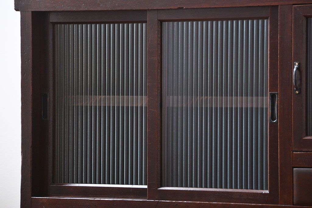 レトロ家具　昭和レトロ　モールガラス入り　重ね食器棚