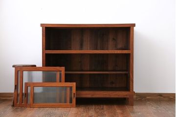 レトロ家具　昭和レトロ　欅材　モールガラス入り脚付き戸棚