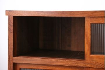 レトロ家具　昭和レトロ　欅材　モールガラス入り脚付き戸棚