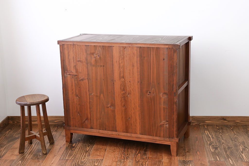 レトロ家具　昭和レトロ　欅材　モールガラス入り脚付き戸棚