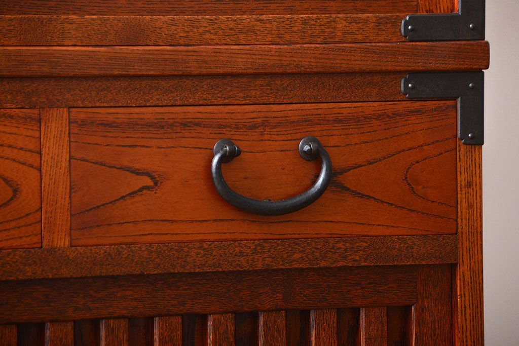 中古　高級民芸家具　水屋箪笥(定価約29万円)