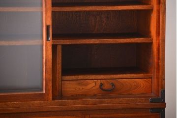 中古　高級民芸家具　水屋箪笥(定価約29万円)