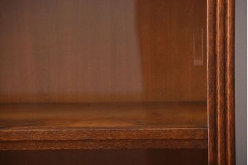 アンティーク家具　イギリスアンティーク　オーク材　脚付きブックケース