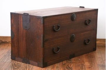 アンティーク家具　古民具・骨董　桐材　時代箪笥ローボード(2、桐箪笥、桐たんす)