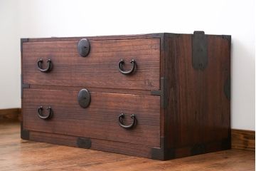 アンティーク家具　古民具・骨董　桐材　時代箪笥ローボード(2、桐箪笥、桐たんす)