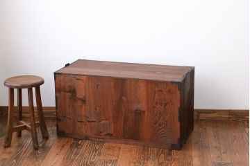 アンティーク家具　古民具・骨董　桐材　時代箪笥ローボード(2、桐箪笥、桐たんす)