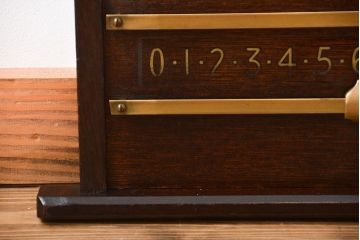 アンティーク雑貨　 イギリスアンティーク　おしゃれなスコアボード