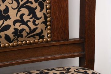 アンティーク家具　イギリスアンティーク　オーク材　キャスター付きチェア