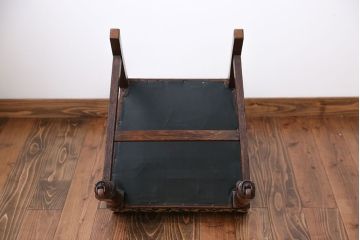 アンティーク家具　イギリスアンティーク　オーク材　キャスター付きチェア