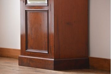 アンティーク家具　イギリスアンティーク　マホガニー材　小振りなキャビネット