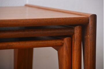 北欧家具　G-PLAN　チーク材　ネストテーブル