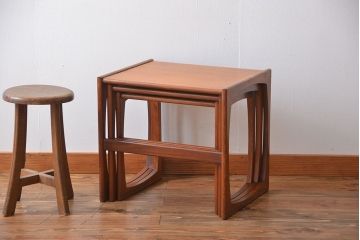 北欧家具　G-PLAN　チーク材　ネストテーブル