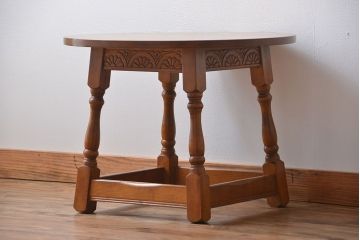 アンティーク家具　イギリスアンティーク オーク材　サイドテーブル