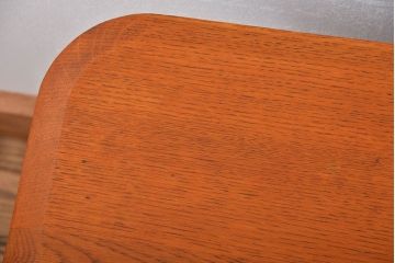 アンティーク家具　イギリスアンティーク　オーク材　サイドテーブル