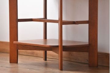 アンティーク家具　イギリスアンティーク　オーク材　サイドテーブル