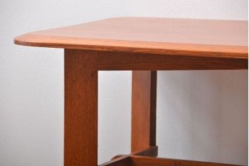 アンティーク家具　イギリスアンティーク　オーク材　サイドテーブル