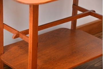 アンティーク家具　イギリスアンティーク　オーク材　サイドテーブル