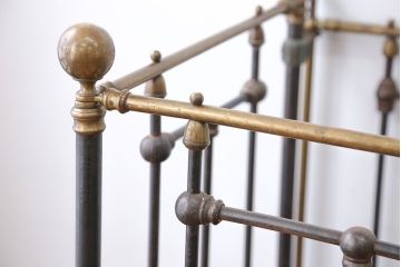 アンティーク家具　イギリスアンティーク　ベビーベット