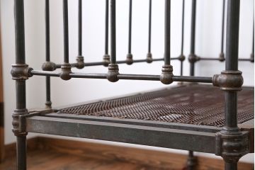 アンティーク家具　イギリスアンティーク　ベビーベット