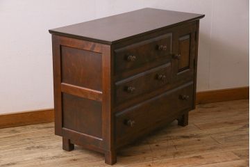 北海道民芸家具　シックな風合いのチェスト(ローボード)(2)