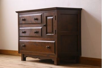 北海道民芸家具　シックな風合いのチェスト(ローボード)(2)