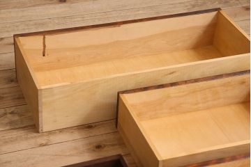 北海道民芸家具　シックな風合いのチェスト(ローボード)(2)