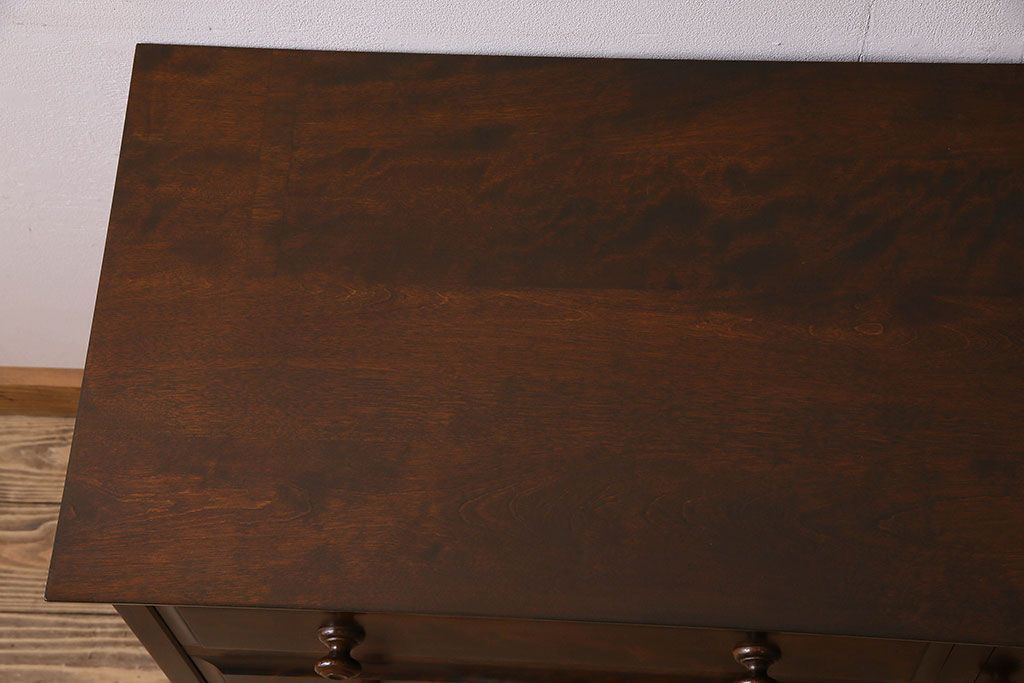 北海道民芸家具　シックな風合いのチェスト(ローボード)(2)