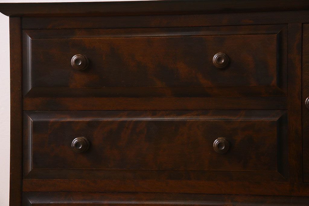 北海道民芸家具　シックな風合いのチェスト(ローボード)(2)