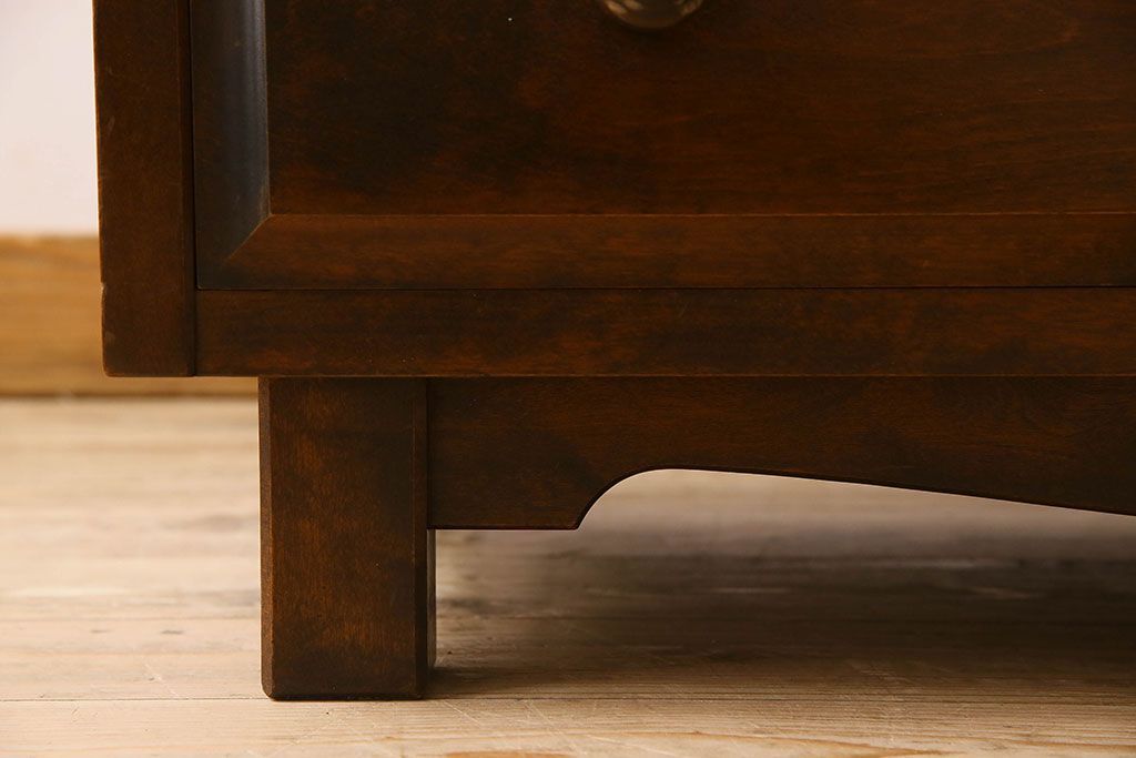 北海道民芸家具　シックな風合いのチェスト(ローボード)(2)