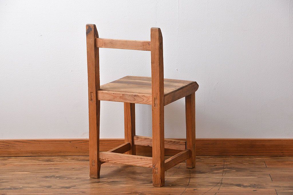 レトロ家具　昭和レトロ　小さな椅子