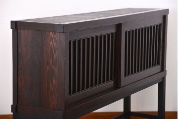 アンティーク家具　古民具・骨董　脚付き!六尺　水屋箪笥サイドボード