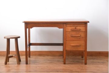 ヴィンテージ家具　イギリスビンテージ　オーク材　片袖机