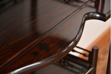 アンティーク家具　古民具・骨董　黒檀材の茶棚(飾り棚)