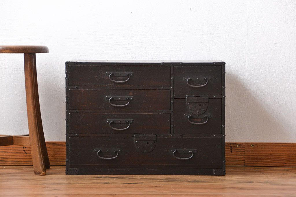 アンティーク家具　古民具・骨董　味わい深い小箪笥