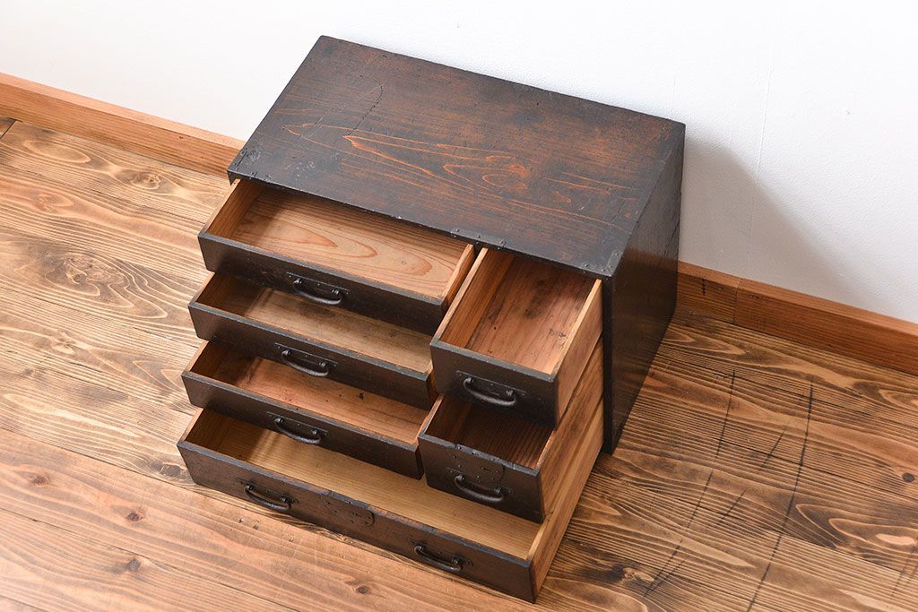 アンティーク家具　古民具・骨董　味わい深い小箪笥