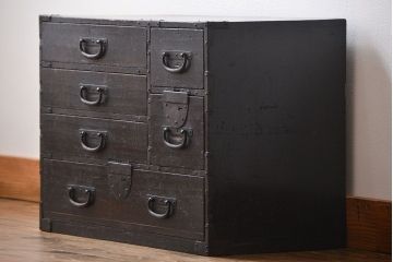 アンティーク家具　古民具・骨董　味わい深い小箪笥