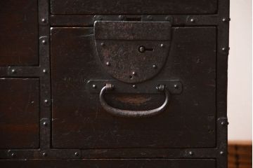 アンティーク家具　古民具・骨董　味わい深い小箪笥