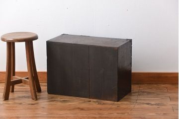 アンティーク家具　古民具・骨董　味わい深い小箪笥