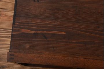 アンティーク家具　前面欅材　モールガラス入り戸棚