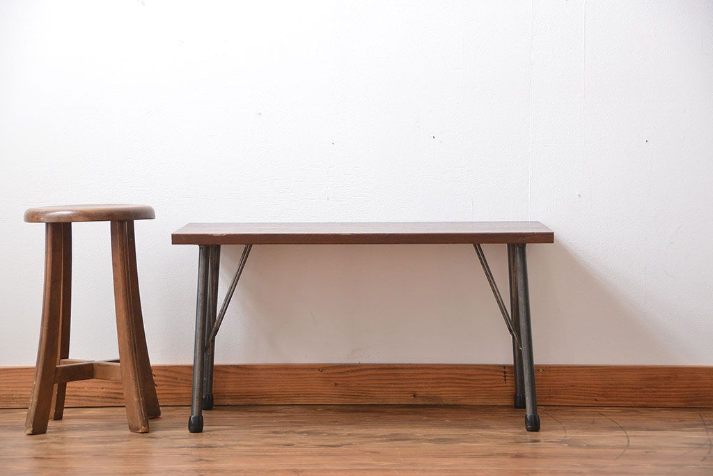 アンティーク家具　アンティーク　鉄脚センターテーブル(1)