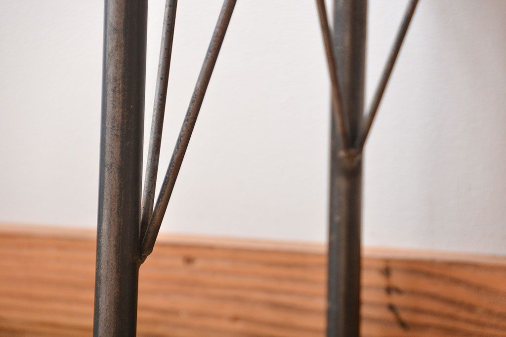 アンティーク家具　アンティーク　鉄脚センターテーブル(1)