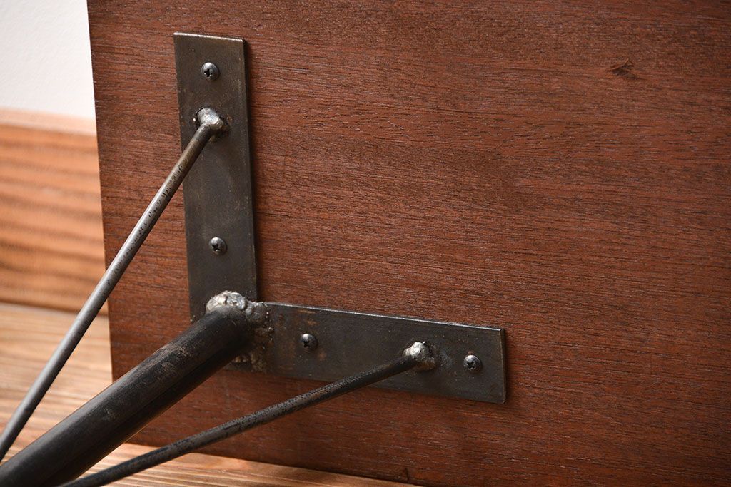 アンティーク家具　アンティーク　鉄脚センターテーブル(1)