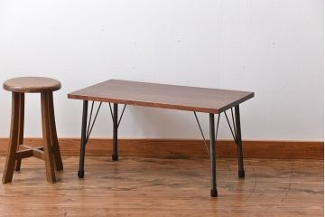 アンティーク雑貨　アンティーク　鉄脚センターテーブル(ディスプレイ台)(1)